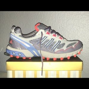 Women’s adidas trail tennis shoes , very comfy